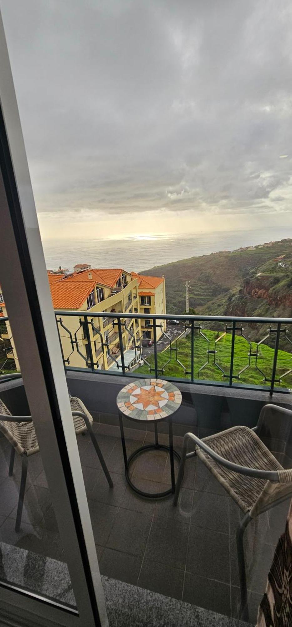 Sunset Star With Sea View Lägenhet Calheta  Exteriör bild
